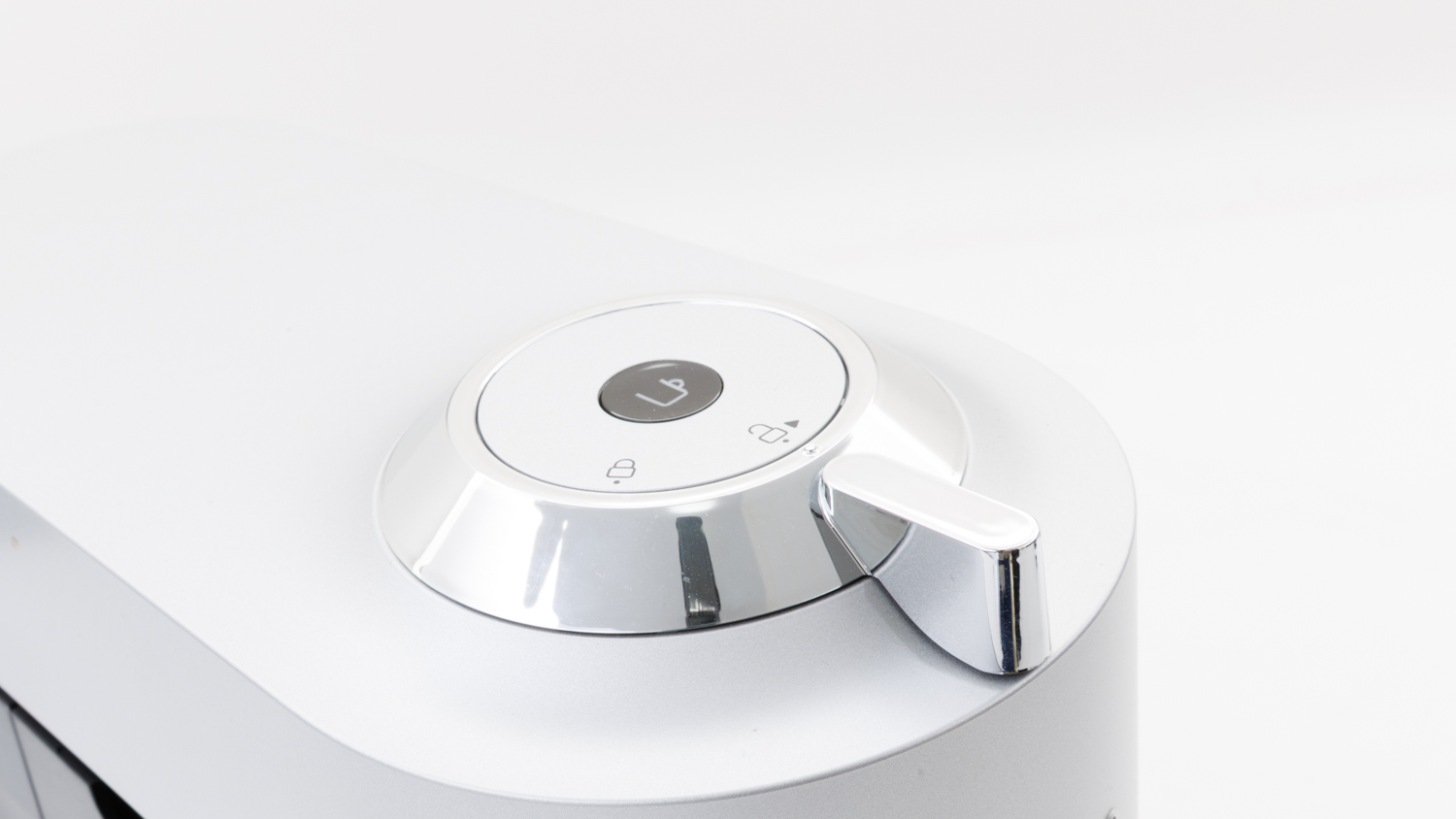 Nespresso Vertuo Pop+ Coffee Machine Starter Kit (GDV6)