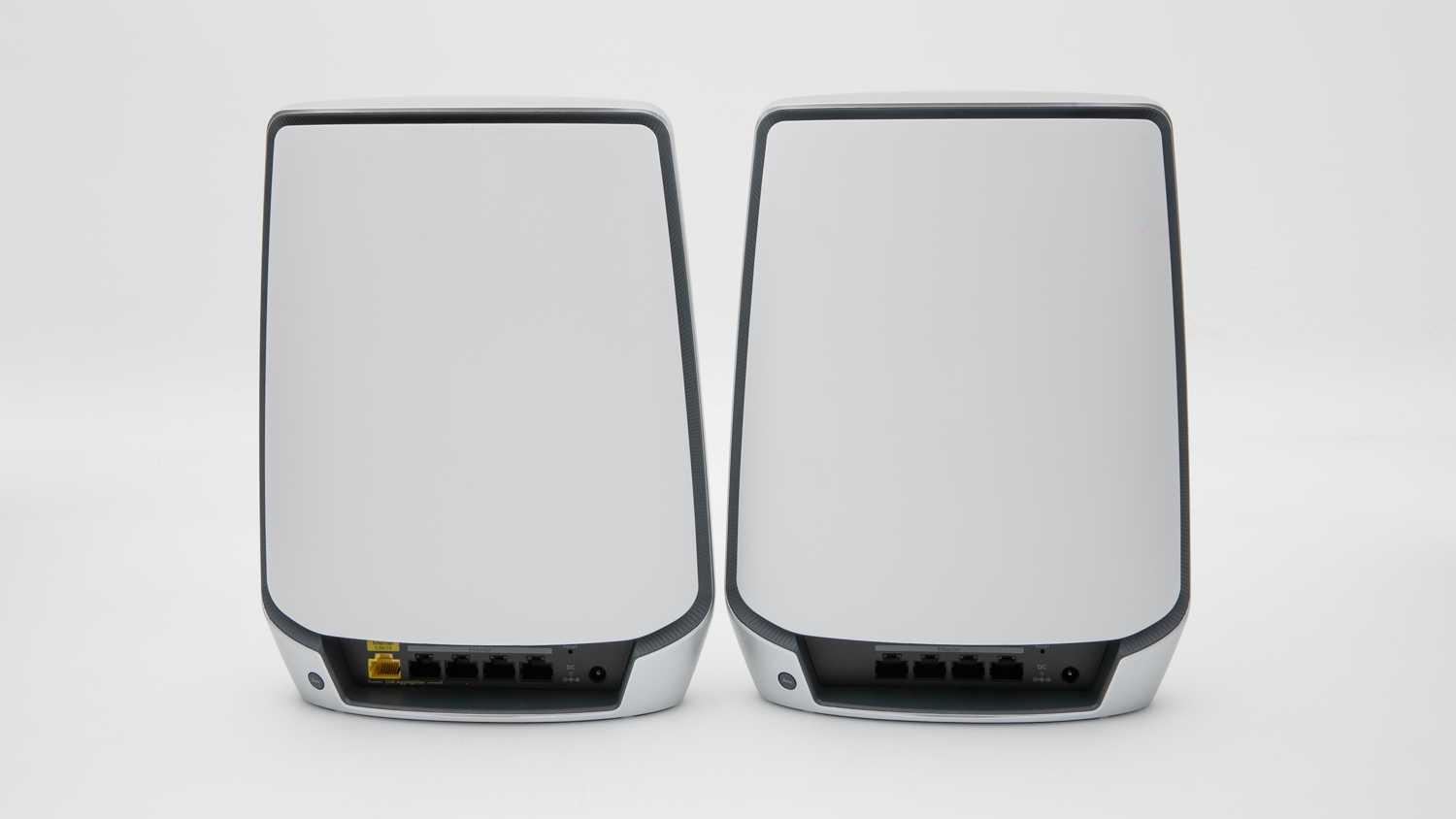 Netgear Orbi Tri-band Mesh WiFi 6 System AX6000 (RBK852)