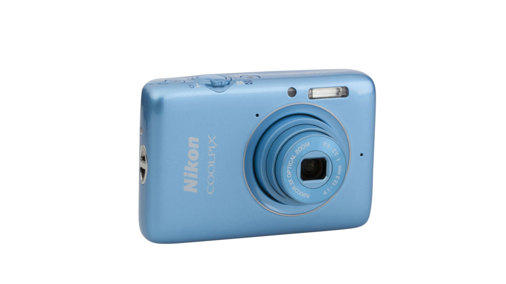 Nikon Coolpix S02