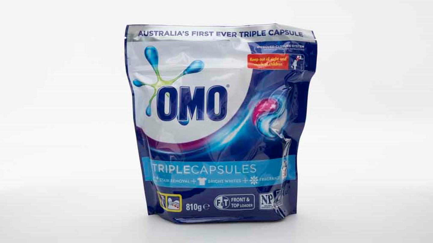 Omo Laundry Detergent Expert Mixed Colours & Blacks Liquid Front loader