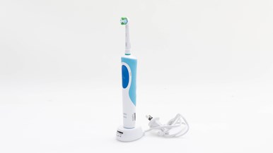 Oral-B Vitality Precision Clean 3709