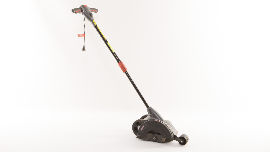 Ozito LWE 1400 Review Lawn edger CHOICE