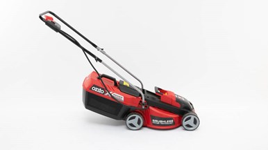 Ozito PXCLMS-018 with PXBP-400 and PXCG-030