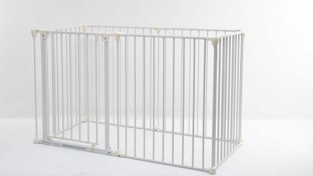 Perma Child Safety Playpen Barrier 3-in-1 #2747 carousel image