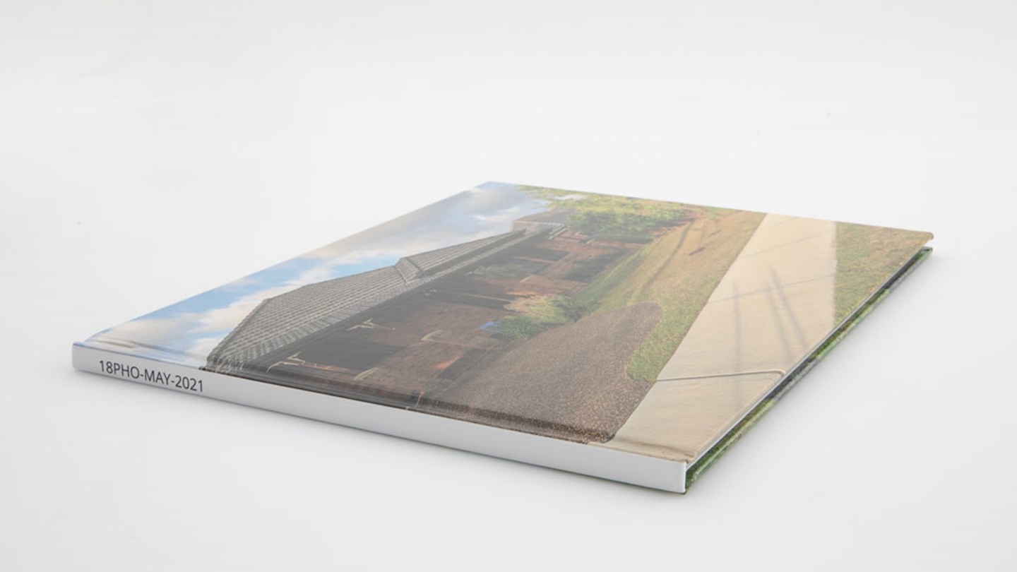Photobook Australia Medium Landscape Imagewrap 11x 8.5 Review Photo