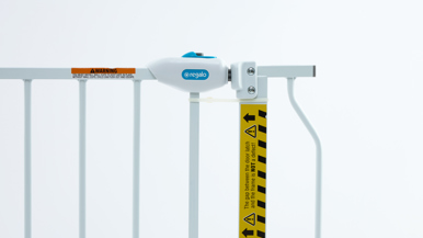 Regalo Extra Wide Walk-Through Safety Gate 1161