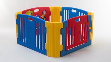 Roger Armstrong Large Expandable Entertainer Playzone RA734
