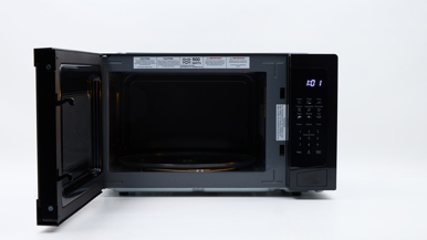 Russell Hobbs Family Size digital microwave RHMT2513B