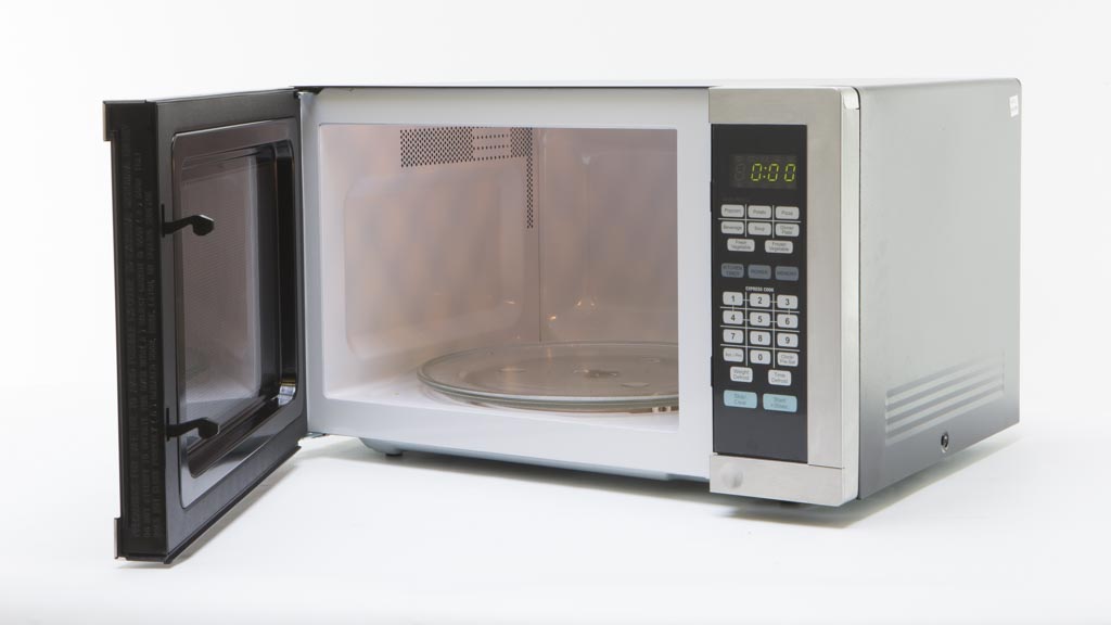 Russell Hobbs RHMO100 Family size 34 litre Review Microwave CHOICE