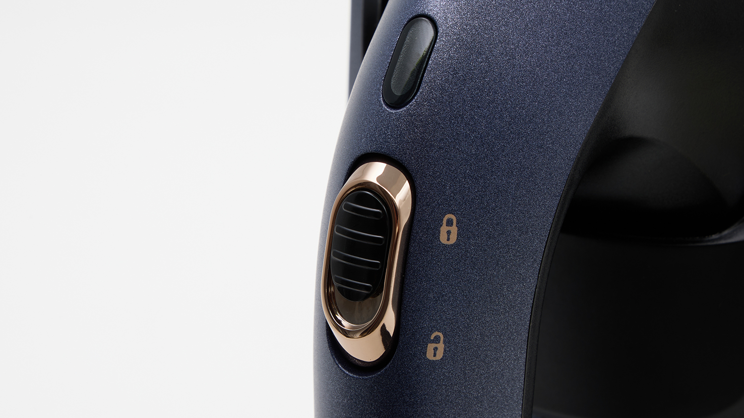 Russell Hobbs Supreme Steam Maestro Handheld Steamer RHC2760