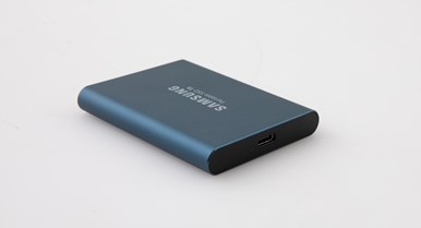 Samsung Portable SSD T5 (500GB)