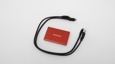 Samsung Portable SSD T7 (2TB)