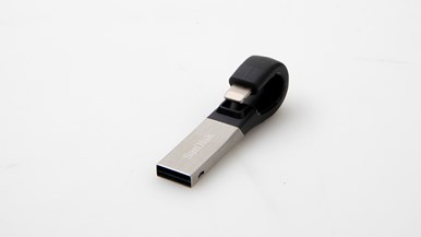 SanDisk iXpand Flash Drive (128GB)