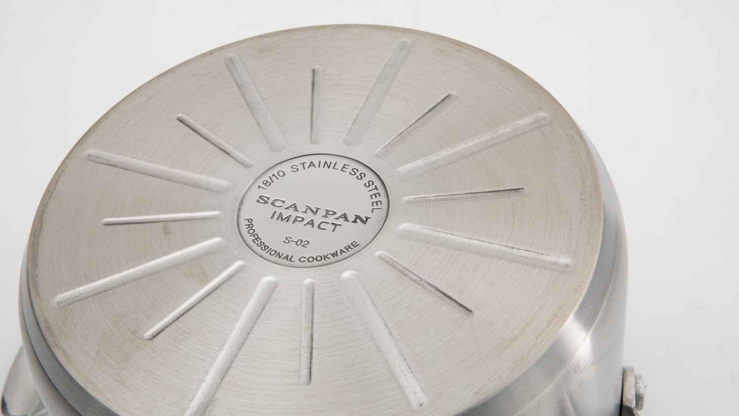 Scanpan Impact covered saucepan 20cm 3.5L