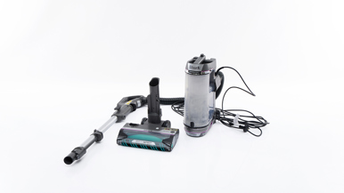 Shark PowerDetect Corded Upright AZ3900