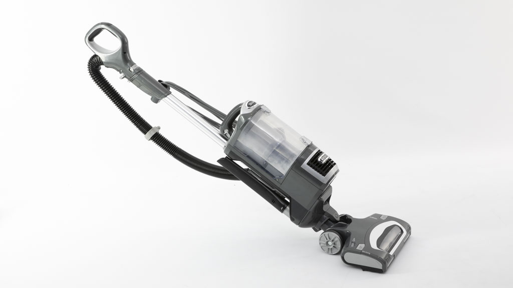 shark vacuum nv600