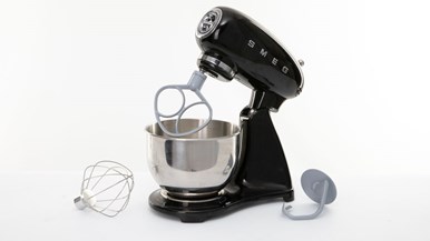 Smeg 50s Style Mixer with Flex Edge Beater SMF03