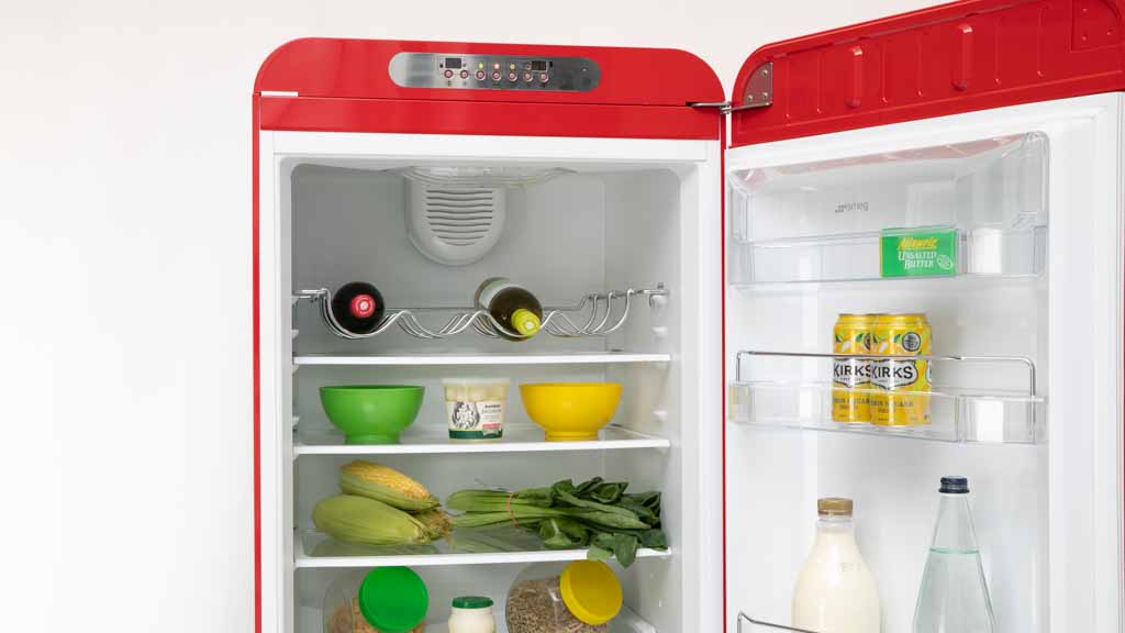 Smeg FAB32RRDNA1 carousel image