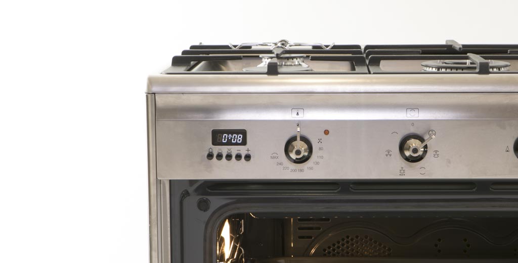 Smeg FS9606XS Review Freestanding oven (with cooktop) CHOICE