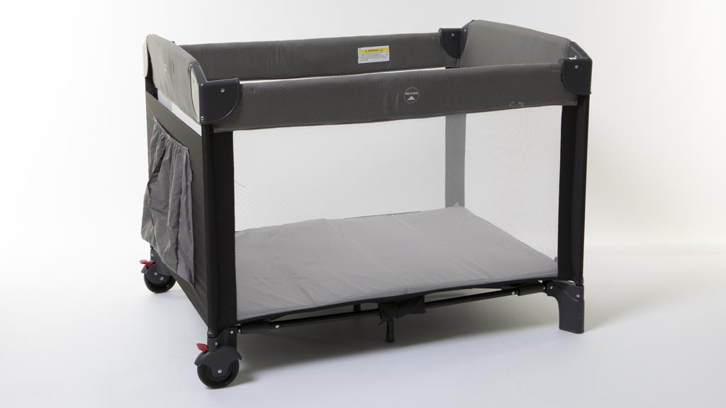 Steelcraft SnoozenPlay Portable Cot 32441Y Review Portable cot