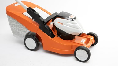 Stihl RMA 443 C