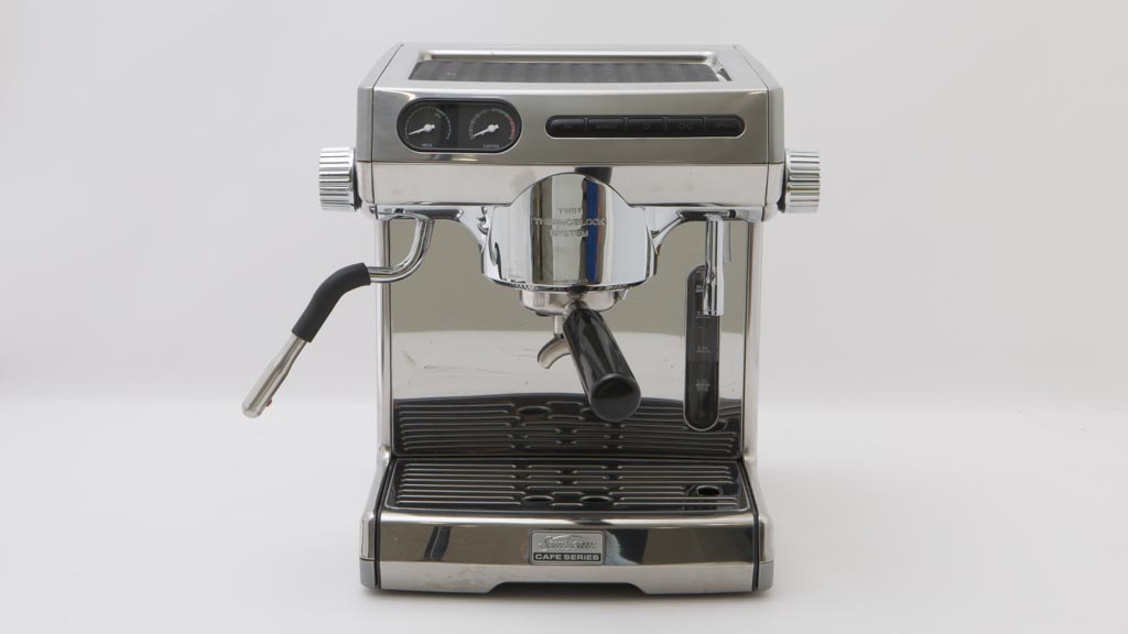 Sunbeam Café Series Espresso Machine plus Capsule EM7100 (manual mode results) carousel image