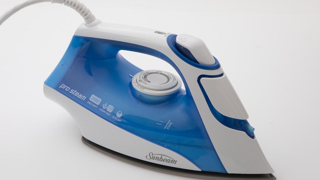 Sunbeam Pro Steam Auto. SR4315 Review | Steam iron | CHOICE