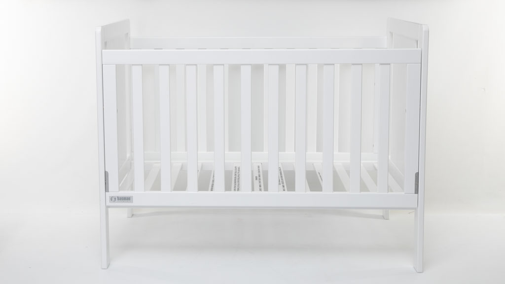 tasman essentials bassinet