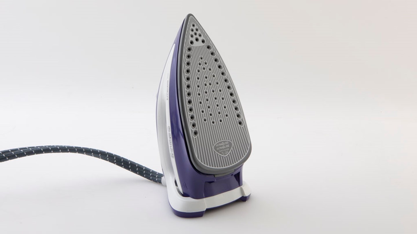 Tefal Effectis Easy Plus Steam Generator GV6771 Review | Steam station ...