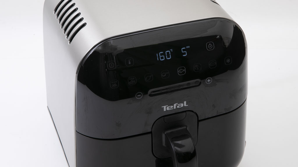 Tefal Ultimate Fry Deluxe FX202D60 Review | Air Fryer | CHOICE