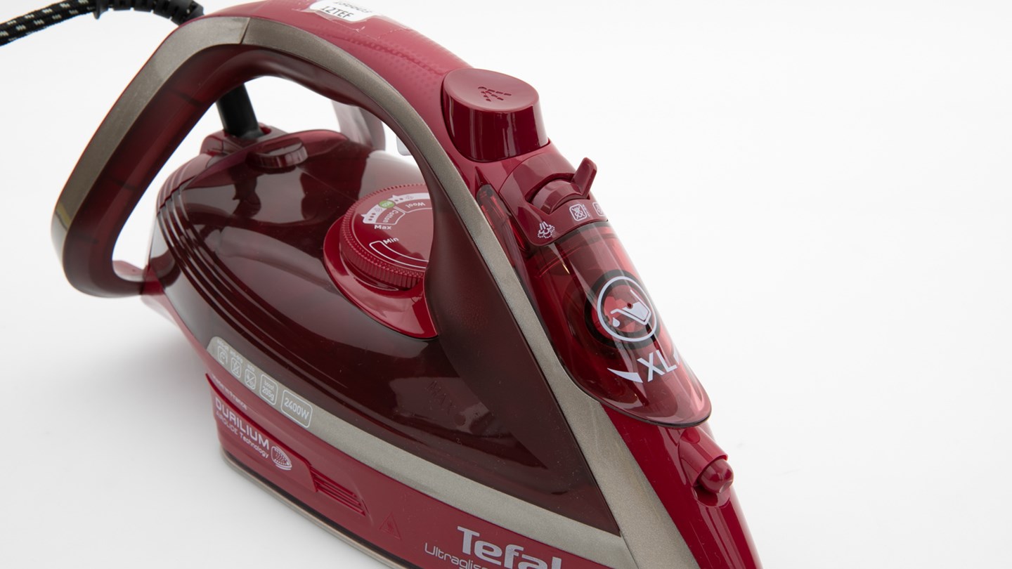 Tefal Ultragliss Anti-Calc Plus FV6845 Review | Steam iron | CHOICE