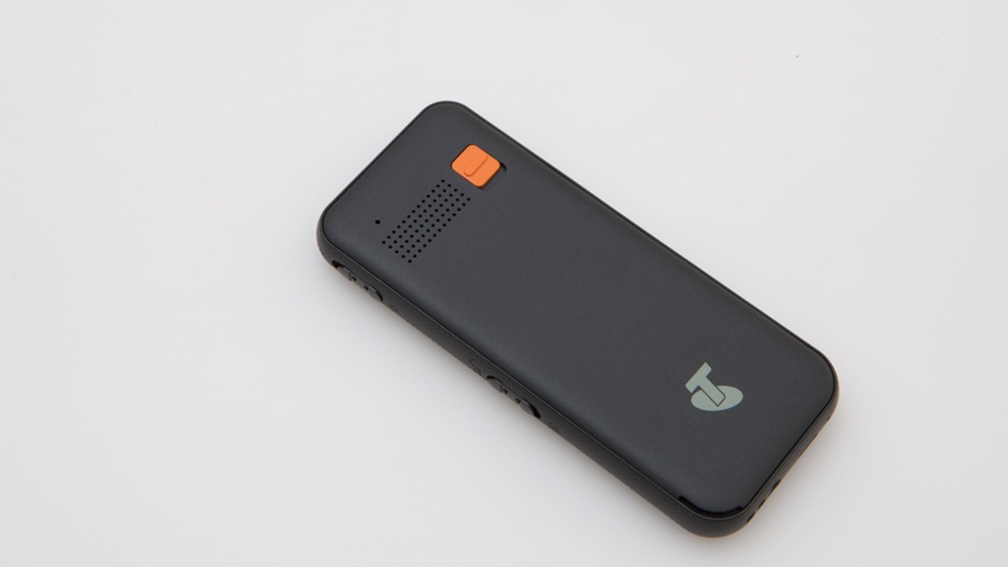 Telstra EasyCall 4 Review | Mobile phones for seniors | CHOICE