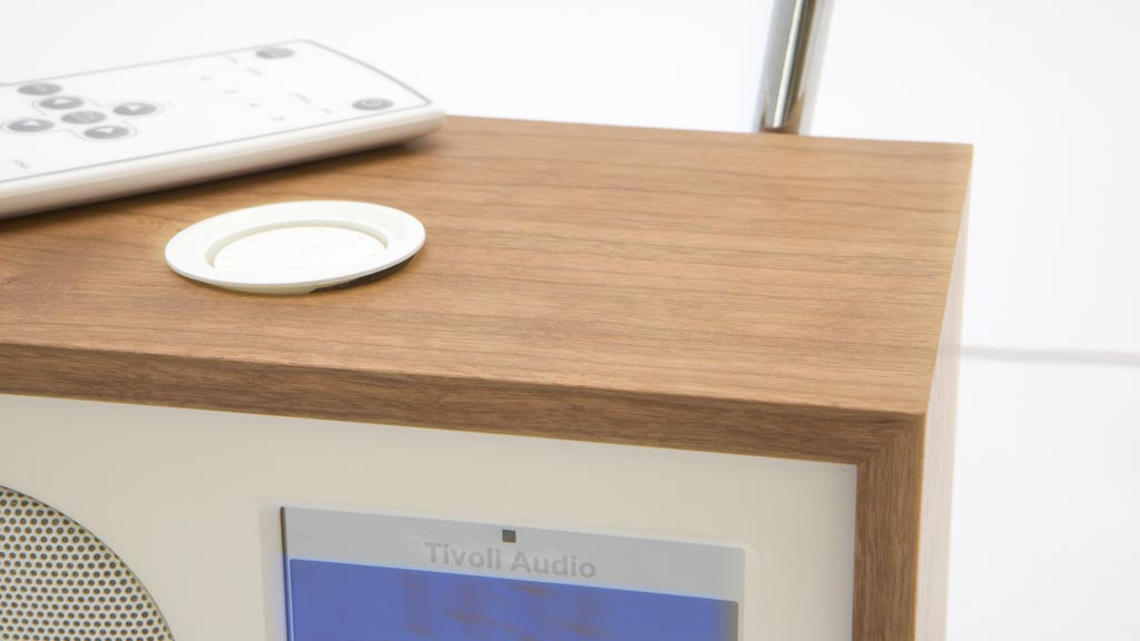 Tivoli Albergo+ with wood cabinet