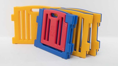 Tobbi Playpen with 8 panels and gate TH17W0352