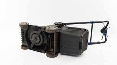 Toro 17u0022 (43cm) eMulticycler Self-Propelled 60V Max Battery Mower (21844)