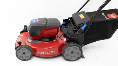 Toro 22u0022 Recycler 60V Max Battery Mower (21864)
