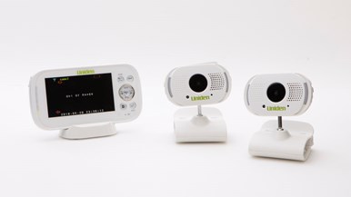 Uniden Digital wireless baby video monitor (BW3102)