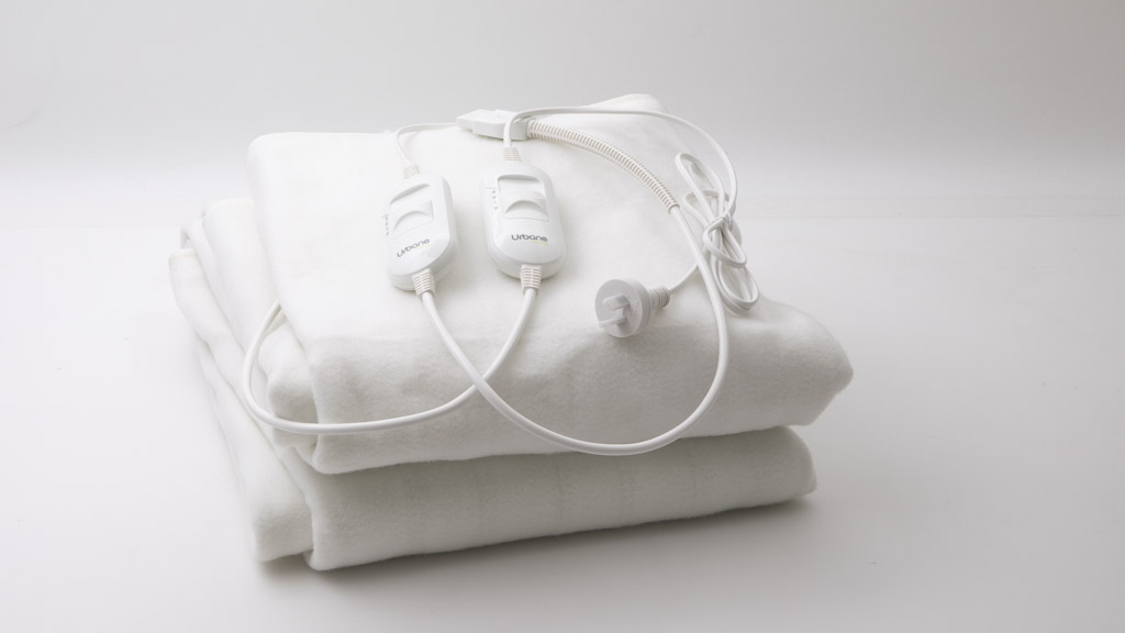 Urbane Home Fully Fitted Electric Blanket