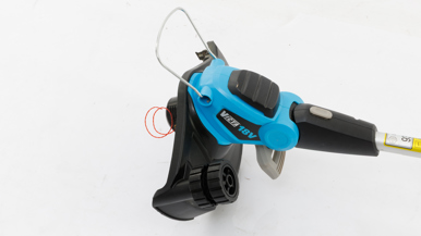 Victa  18V Lithium-Ion Line Trimmer Kit (1697416)