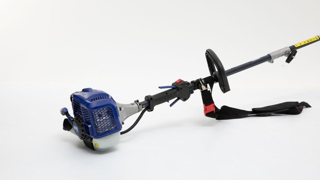 Victa SwiftStart Bent Shaft Trimmer 883225 Review Line trimmer CHOICE