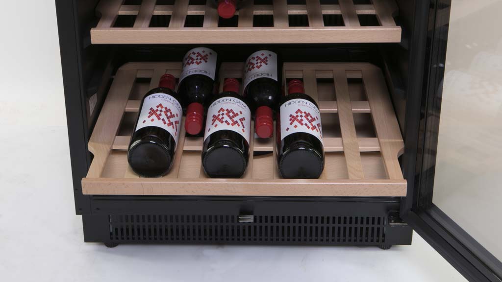 Vintec V40SGEBK Wine fridge reviews CHOICE