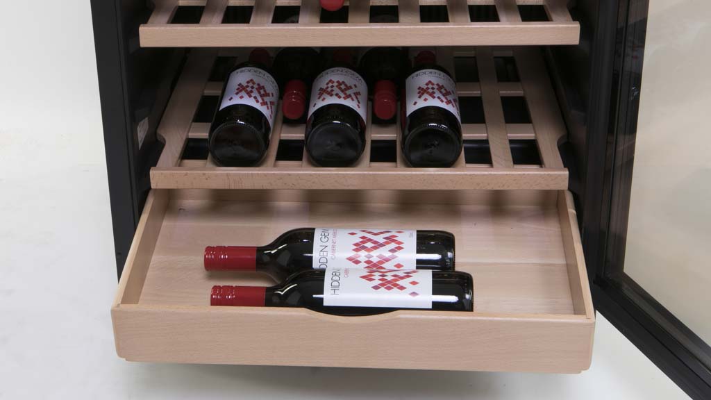 Vintec V40SGEBK Wine fridge reviews CHOICE