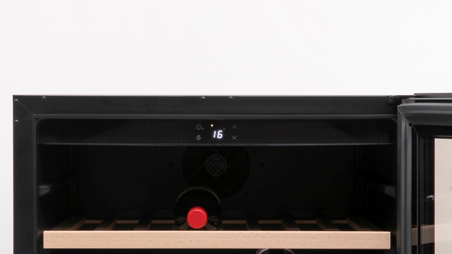 Vintec VWS050SBA Review Wine fridge CHOICE