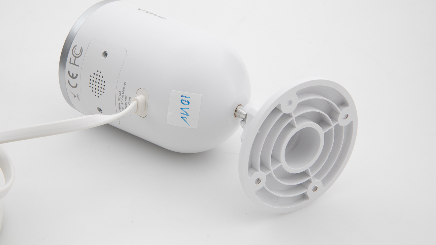Vivitar Smart Security Outdoor WiFi Camera (IPC484) Review Wireless
