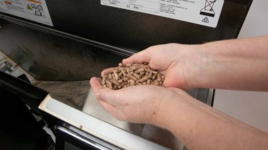 Weber Smokefire EX4 Pellet Grill Black