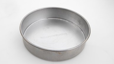 Williams Sonoma Traditionaltouch Round Cake Pan