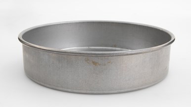 Williams Sonoma Traditionaltouch Round Cake Pan