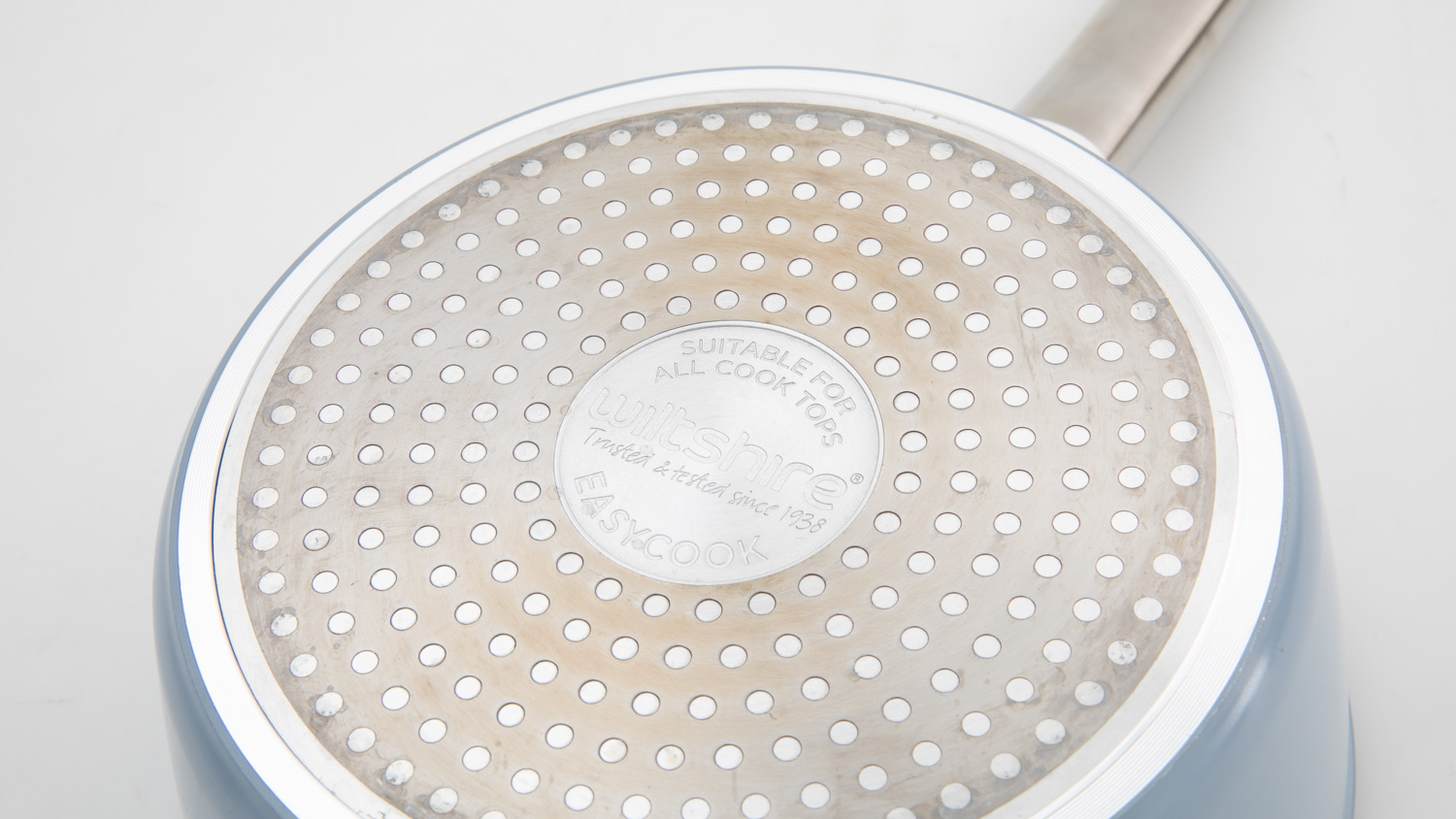 Wiltshire Easycook non stick saucepan 20cm 42385