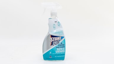 Woolworths Strike Pro Bath & Shower Cleaner